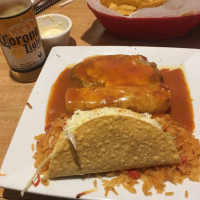 El Azteca Restaurantes Mexicanos food