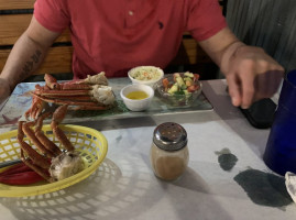 Crabby's Seafood Shack food
