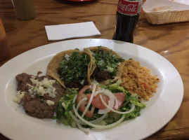 El Rey Del Taco Y Del Burrito food