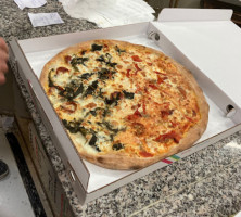 Pizz. Vesuvio food
