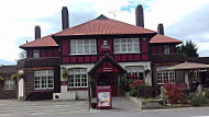 Toby Carvery Woodford Green outside