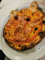 Pizzeria Da Vincenzo A Bomb food