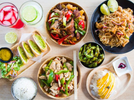 Thai Diner Too food