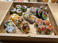 Sushi Lab inside