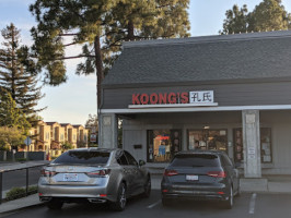 Koong's Chinese Milpitas outside