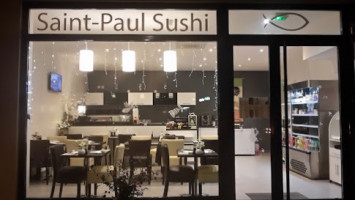 Saint-paul Sushi food