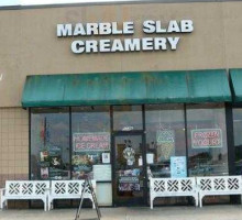 Marble Slab Creamery outside