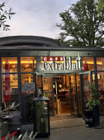 Cafe Extrablatt outside