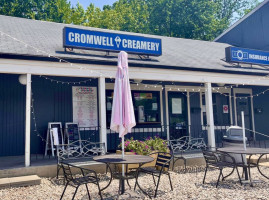 Cromwell Creamery inside