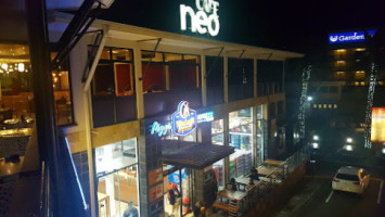 Café Neo inside