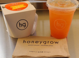 Honeygrow Dock St food