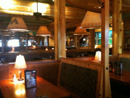 Tahoe Joe's Famous Steakhouse inside