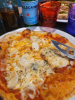 Pizzera Chez Didier food