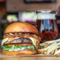 Hopdoddy Burger food