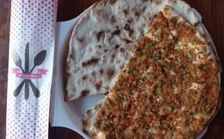 Ersin Pide Ve Lahmacun Salonu food