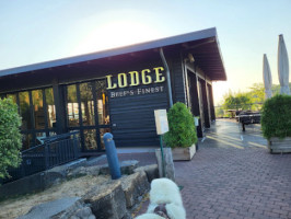Lodge - Beef's Finest outside