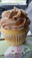 Gigi's Cupcakes food