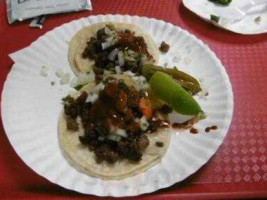 Tacos El Grullense inside