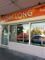 Vinh Long Restaurant outside