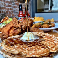 Lolo's Chicken And Waffles food