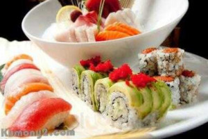 Kumo Sushi Ii Poké Bowl food