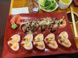 Siki Japanese Steakhouse Sushi food
