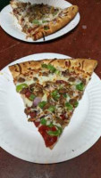 Nizario's Pizza food