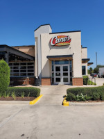 Raising Cane's Chicken Fingers outside