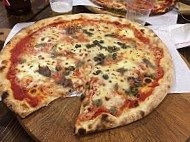 Su Stampu Pizzeria San Benedetto food