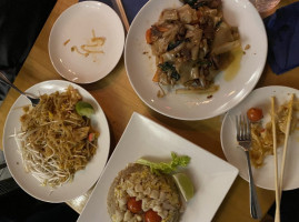 Khun Nine Thai food