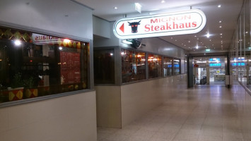 Mignon Steakhaus outside