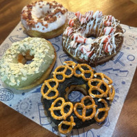 Twenty Seven Donuts Cafetería Donas Café Desayunos food