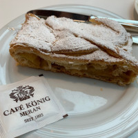 Cafe' Konig Pasticceria food