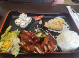 Maki Yaki Japanese Grill food