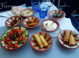 La Taverne Libanaise food