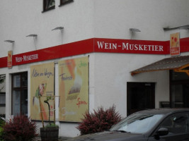 Wein-Musketier Ottobrunn outside