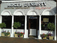 Mogul Dynasty outside