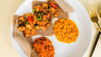 Makina Cafe Eritrean-ethiopian Eatery food