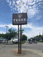Terre Coffee Bakery outside