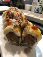 Hiroba Sushi food
