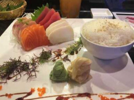 IZUMI Japanese Steak House & Lounge food
