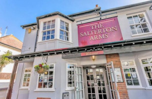 The Salterton Arms outside
