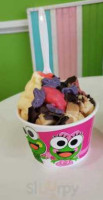 Sweet Frog Premium Yogurt food