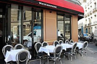 Brasserie Bar Restaurant Le Saint Laurent inside