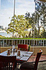 LB's Harbourview Restaurant - North Sydney Harbour View Hotel food