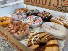 Duck Donuts food