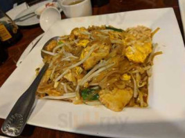 Jarin Thai Cuisine food