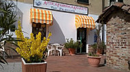 Antica Fabbrica Amaretti Arudi Mirella outside