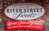 River Street Candy Franchise, Llc inside