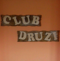 Club Druzi food